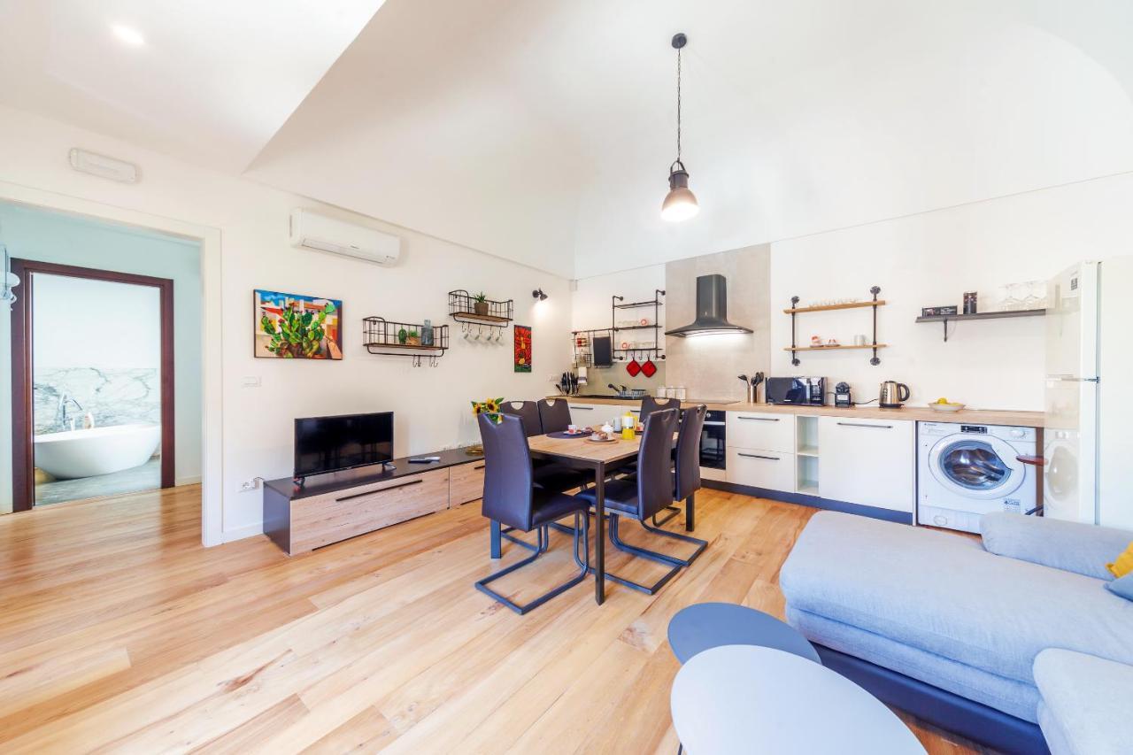 סירקוזה Vakalu-Piazza Duomo Charming Apartment מראה חיצוני תמונה